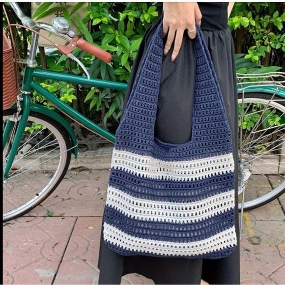 Moda Clothing Handbags - Bohemian Crochet Hobo Purse